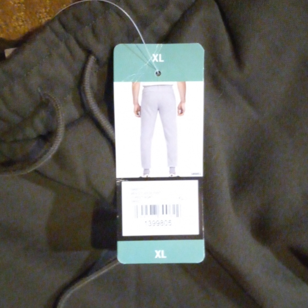 Puma sweatpants - Picture 2 of 2